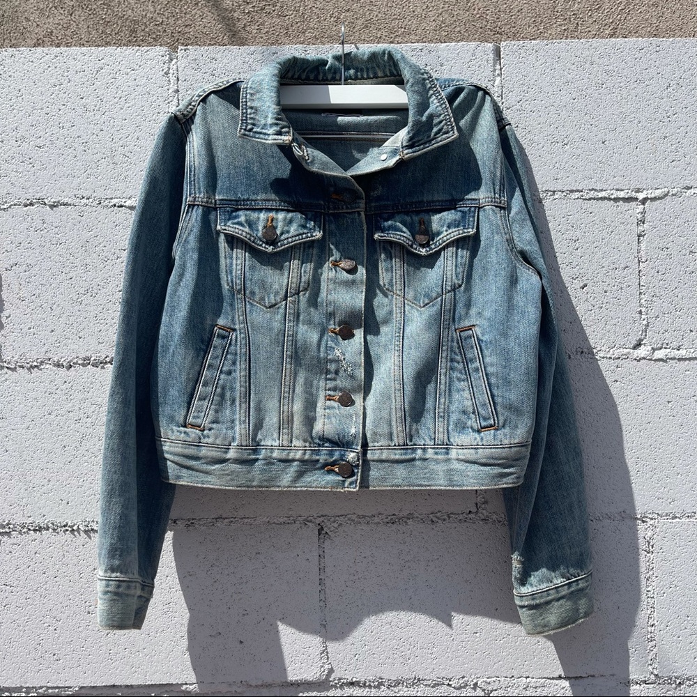 UO Embroidered Jean Jacket - Picture 2 of 7
